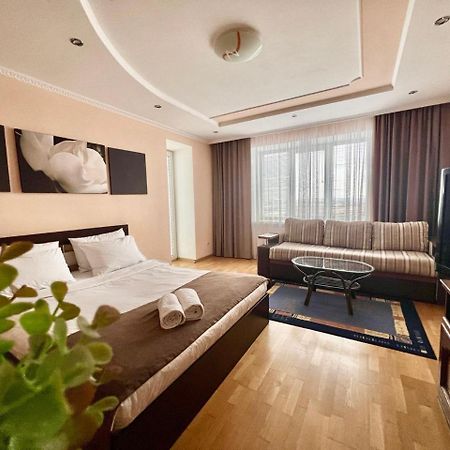 Апартаменти Ternopil Ngoại thất bức ảnh