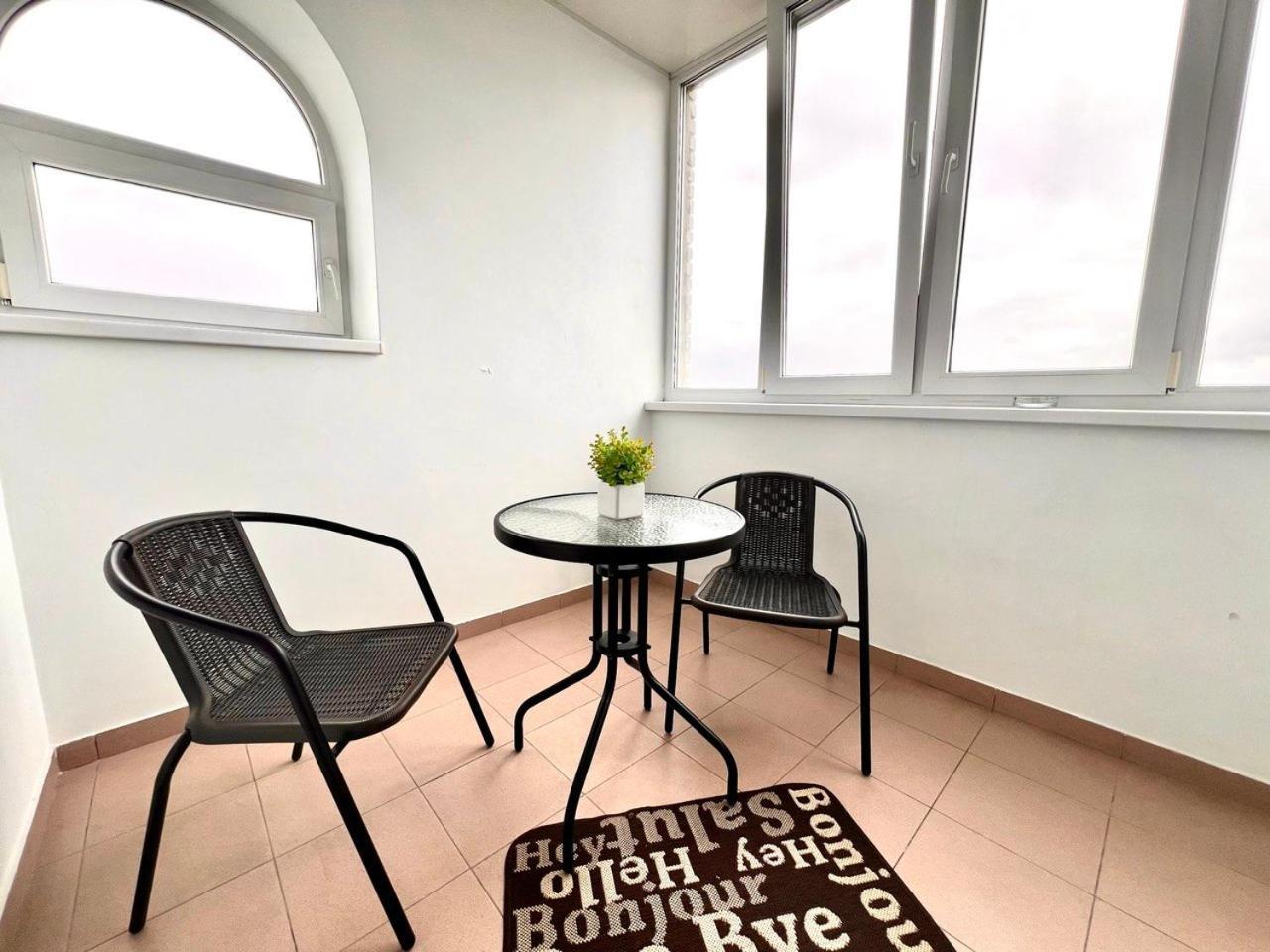 Апартаменти Ternopil Ngoại thất bức ảnh